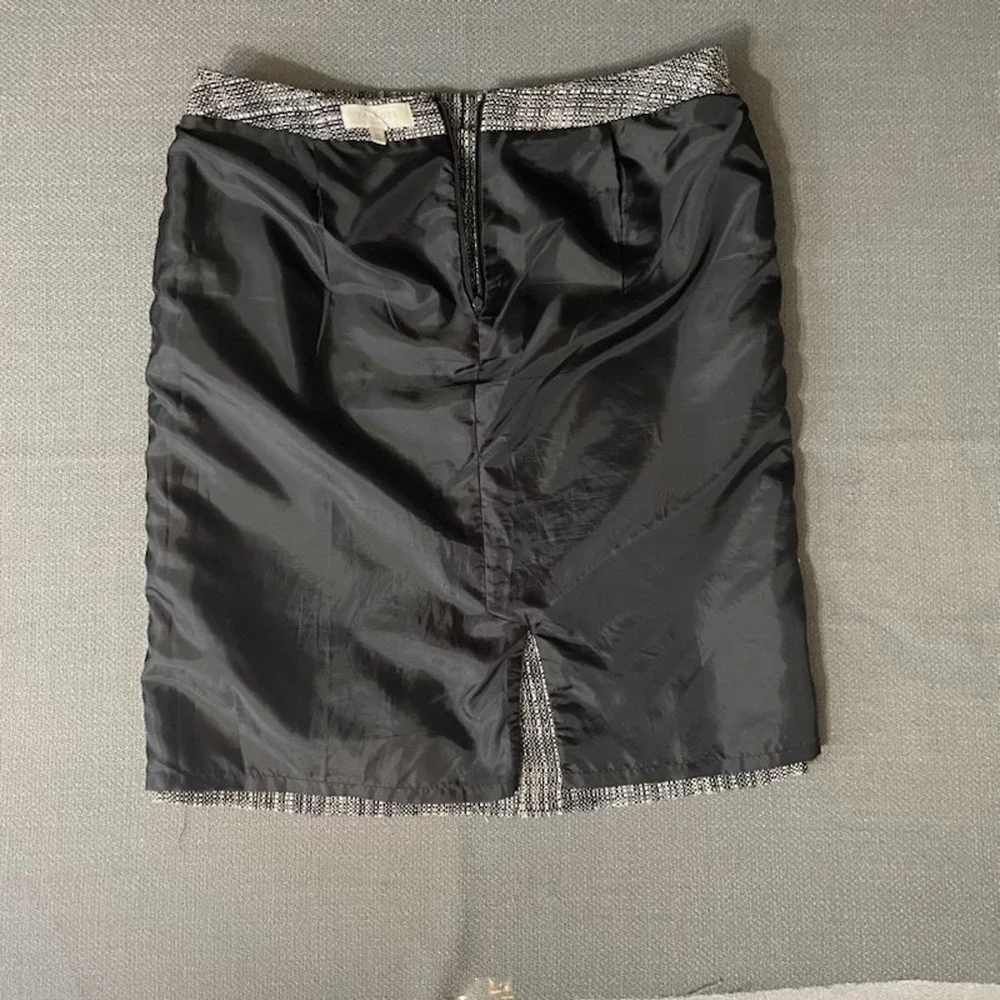 Talbots Skirt Women’s Size 14 Gray Black Tweed Look Lined